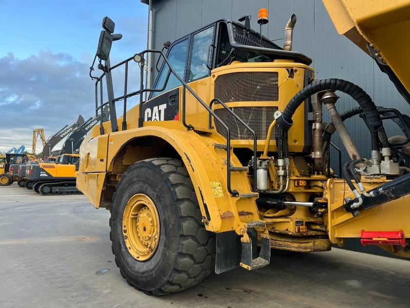 Cat 735C - Сочленённый самосвал: фото 5 Cat 735C - Сочленённый самосвал: фото 5