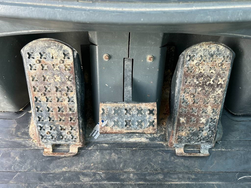 Liebherr LR634 - Гусеничный погрузчик: фото 4 Liebherr LR634 - Гусеничный погрузчик: фото 4