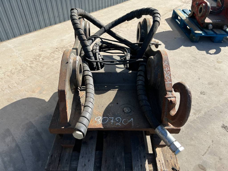 OilQuick OQ90 / 349E - 352F - Сцепное устройство для Строительной техники: фото 2 OilQuick OQ90 / 349E - 352F - Сцепное устройство для Строительной техники: фото 2