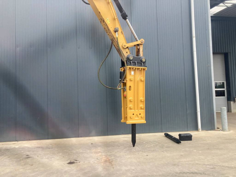 Smitma S140 / Caterpillar 320 / 323 - Volvo EC210 - Гидромолот для Строительной техники: фото 1 Smitma S140 / Caterpillar 320 / 323 - Volvo EC210 - Гидромолот для Строительной техники: фото 1