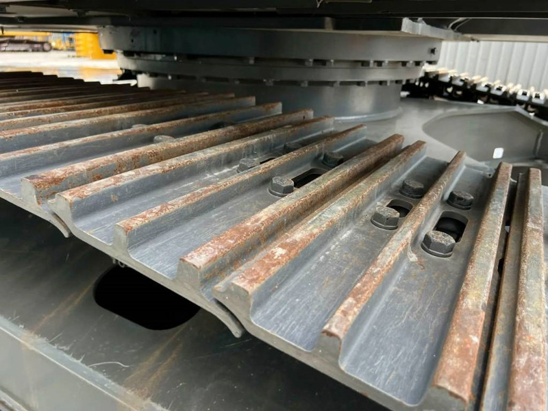 Новый Гусеничный экскаватор Volvo EC210: фото 13