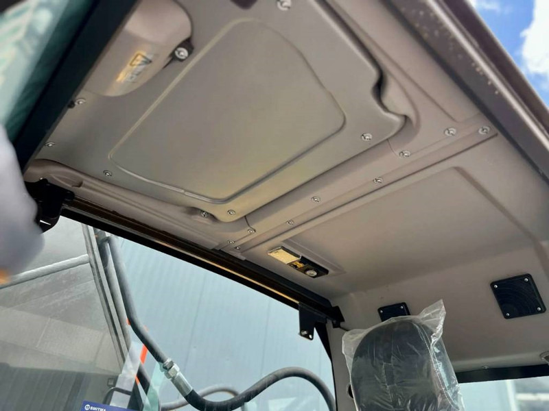 Новый Гусеничный экскаватор Volvo EC210: фото 16