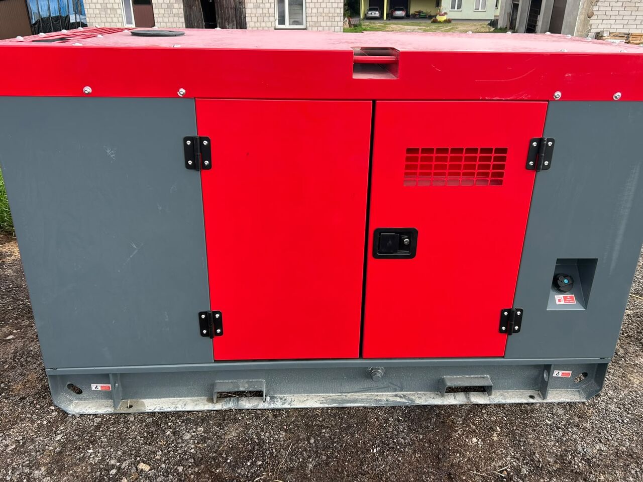 DEVOL POWER VG-R30 - Электрогенератор: фото 2 DEVOL POWER VG-R30 - Электрогенератор: фото 2