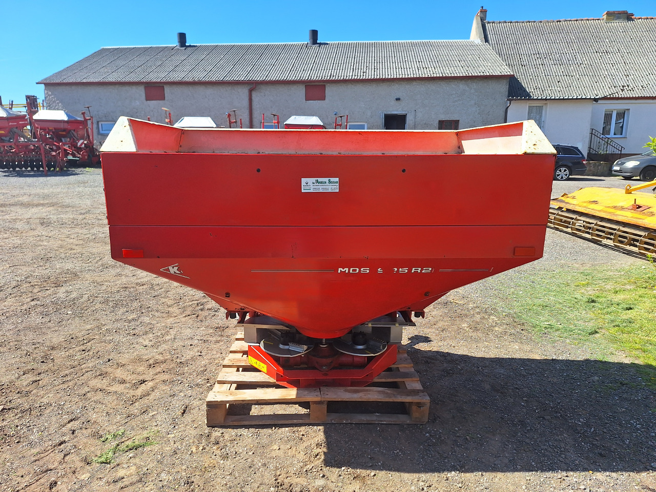 KUHN MDS935 - Разбрасыватель удобрений: фото 2 KUHN MDS935 - Разбрасыватель удобрений: фото 2
