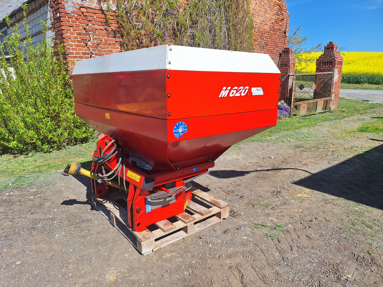 KUHN MDS935 - Разбрасыватель удобрений: фото 1 KUHN MDS935 - Разбрасыватель удобрений: фото 1