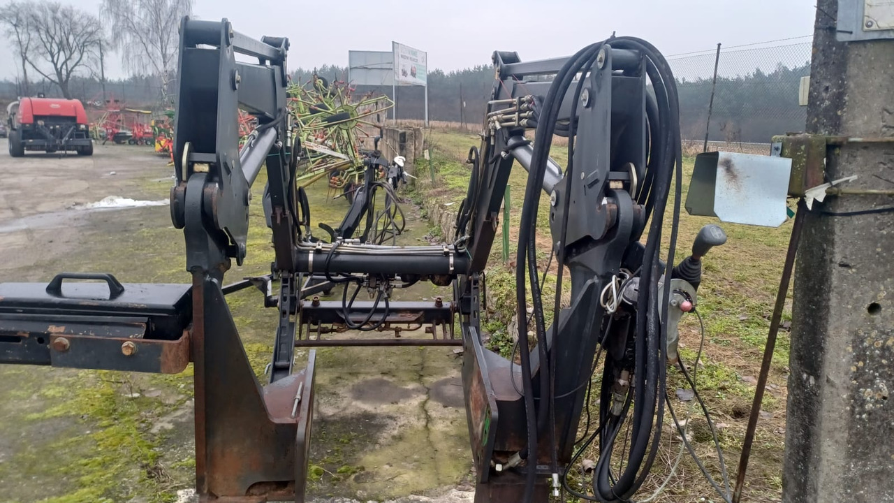 MANIP MP85A - Фронтальный погрузчик для трактора: фото 3 MANIP MP85A - Фронтальный погрузчик для трактора: фото 3