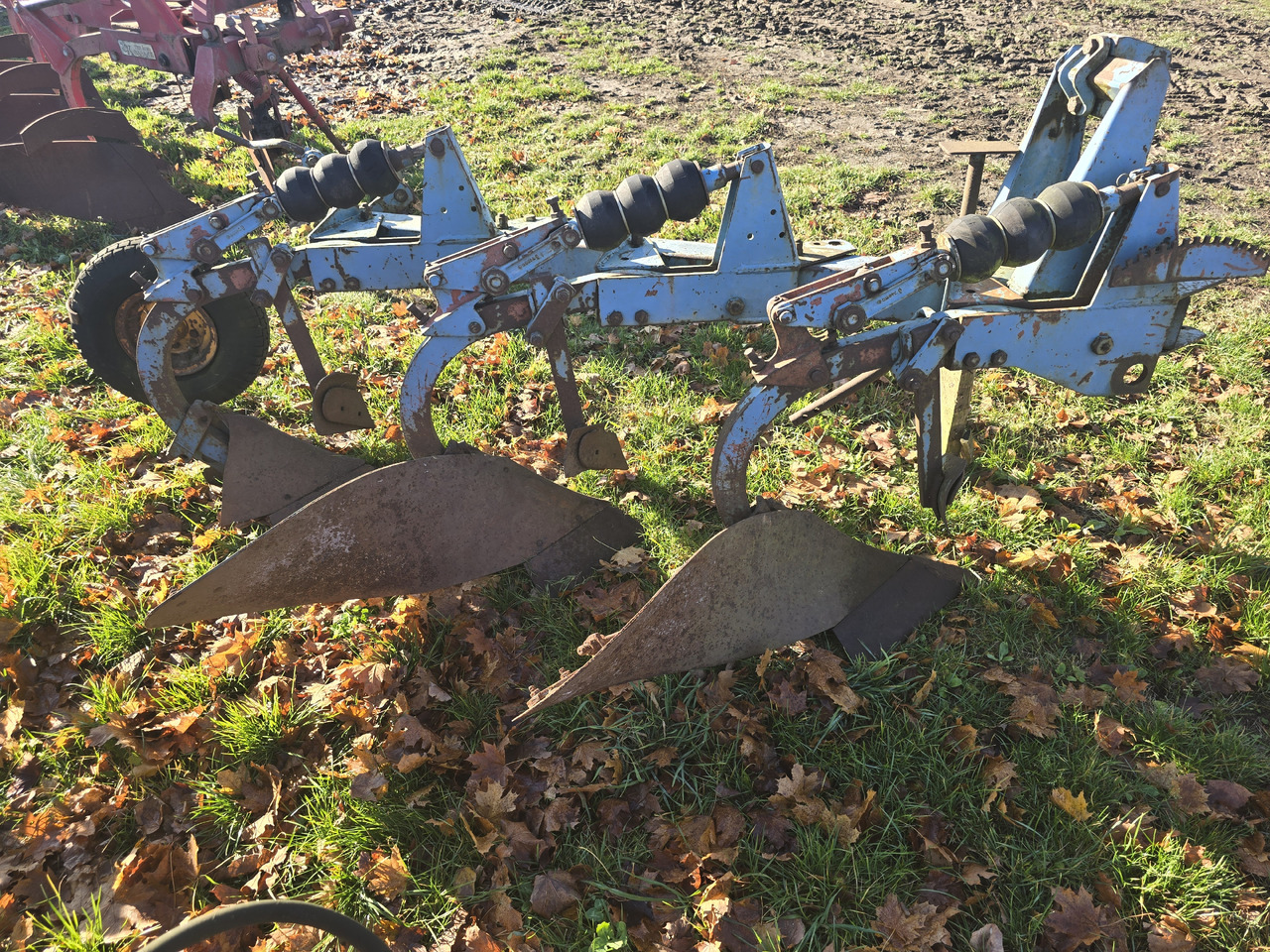 Overum 3 - Плуг: фото 2 Overum 3 - Плуг: фото 2