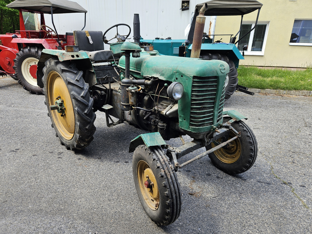 Zetor 25 - Трактор: фото 4 Zetor 25 - Трактор: фото 4