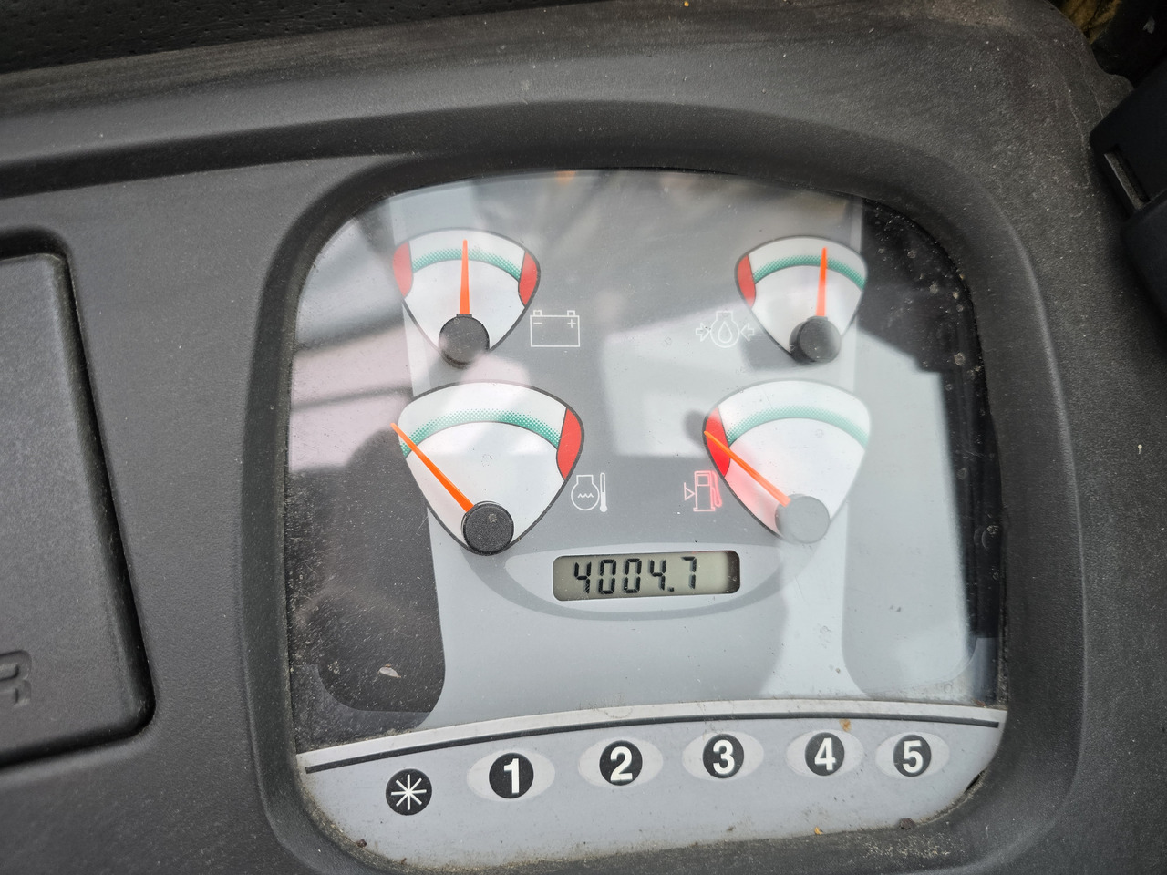 Hyster H4.00XM-5 - Дизельный погрузчик: фото 2 Hyster H4.00XM-5 - Дизельный погрузчик: фото 2