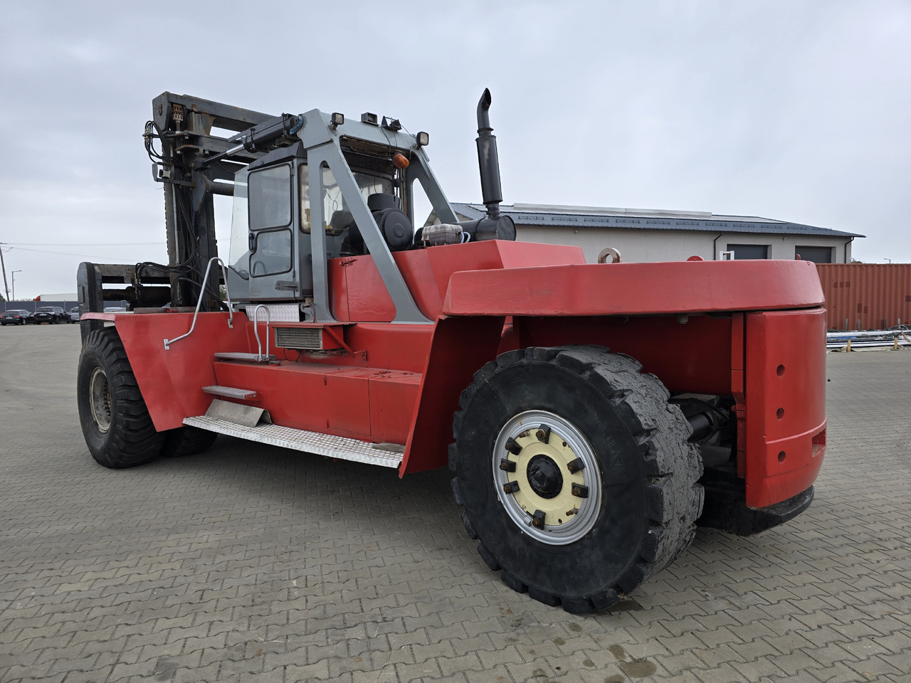 Kalmar KALMAR DCD420-12 - Грузовик-контейнеровоз/ Сменный кузов: фото 3 Kalmar KALMAR DCD420-12 - Грузовик-контейнеровоз/ Сменный кузов: фото 3