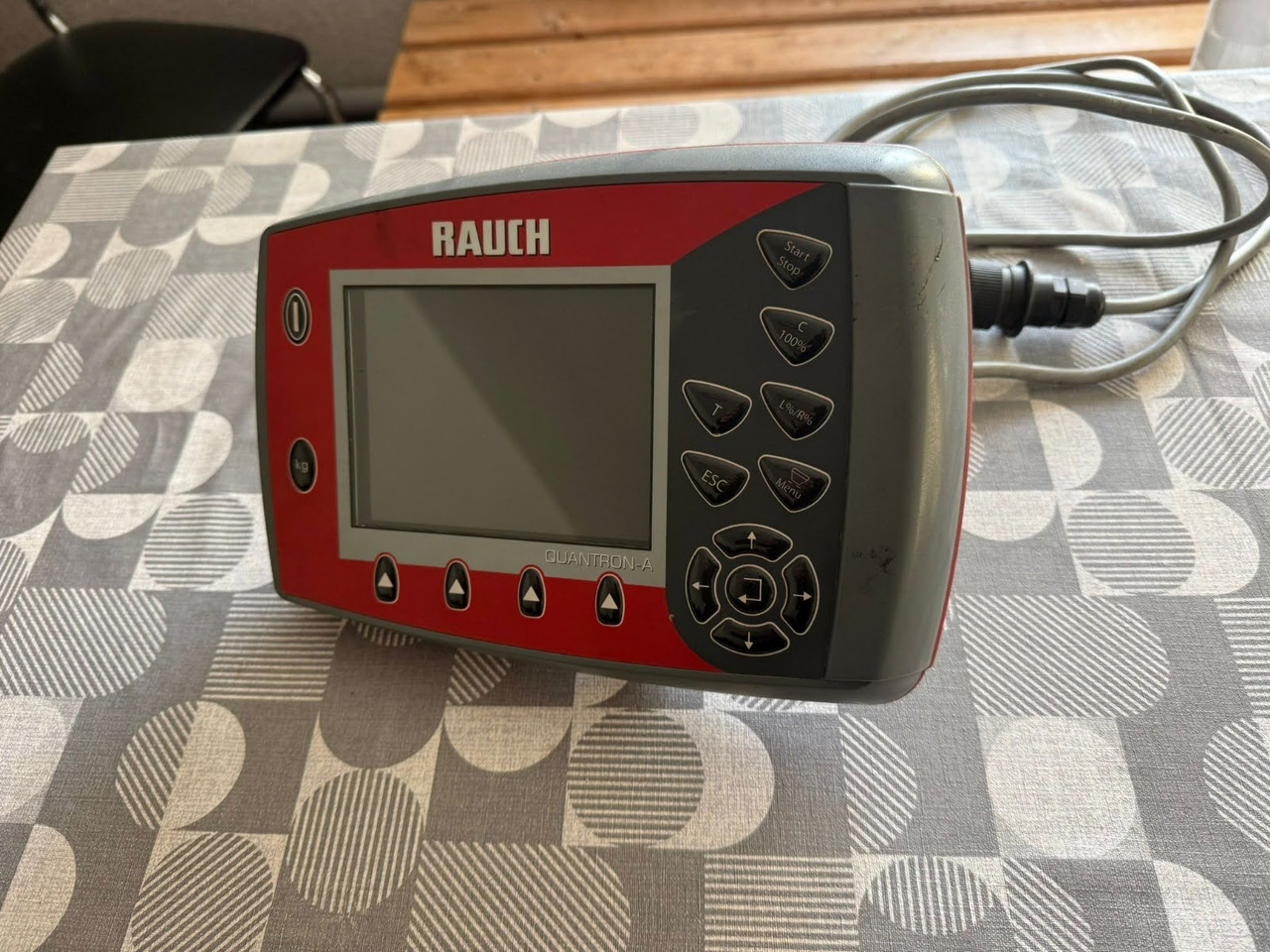 Kuhn Axis M 30.2 Q-V8 - Разбрасыватель удобрений: фото 2 Kuhn Axis M 30.2 Q-V8 - Разбрасыватель удобрений: фото 2