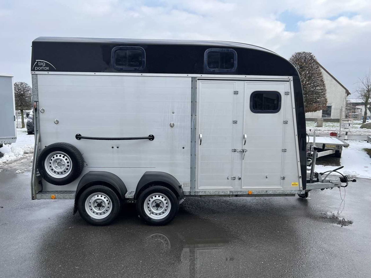 BOECKMANN Big Portax WCF Pferdeanhänger - Прицеп-коневоз: фото 1 BOECKMANN Big Portax WCF Pferdeanhänger - Прицеп-коневоз: фото 1