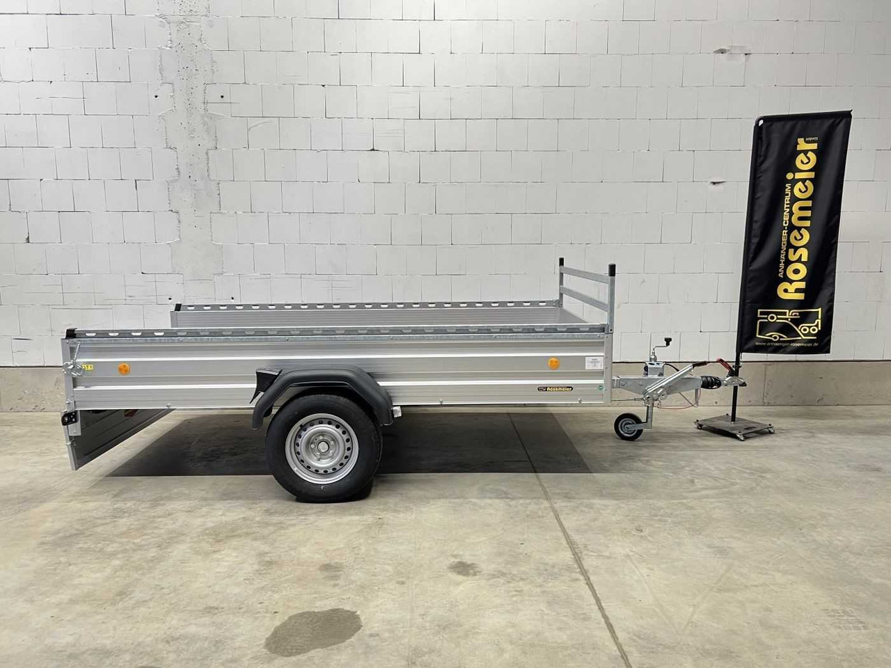 BOECKMANN TL-AL 3015/135 Profi Kastenanhänger gebremst - Прицеп для легкового автомобиля: фото 1 BOECKMANN TL-AL 3015/135 Profi Kastenanhänger gebremst - Прицеп для легкового автомобиля: фото 1