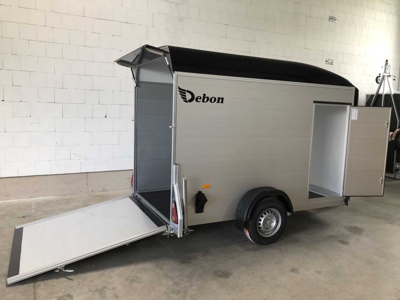 CHEVAL LIBERTE DEBON C300 Roadster Kofferanhänger - Прицеп для мотоцикла: фото 5 CHEVAL LIBERTE DEBON C300 Roadster Kofferanhänger - Прицеп для мотоцикла: фото 5