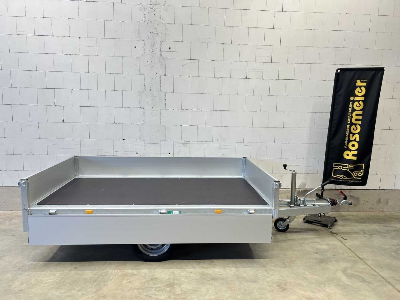 EDUARD 2615-3-P3-1563 Hochlader - Прицеп для легкового автомобиля: фото 1 EDUARD 2615-3-P3-1563 Hochlader - Прицеп для легкового автомобиля: фото 1