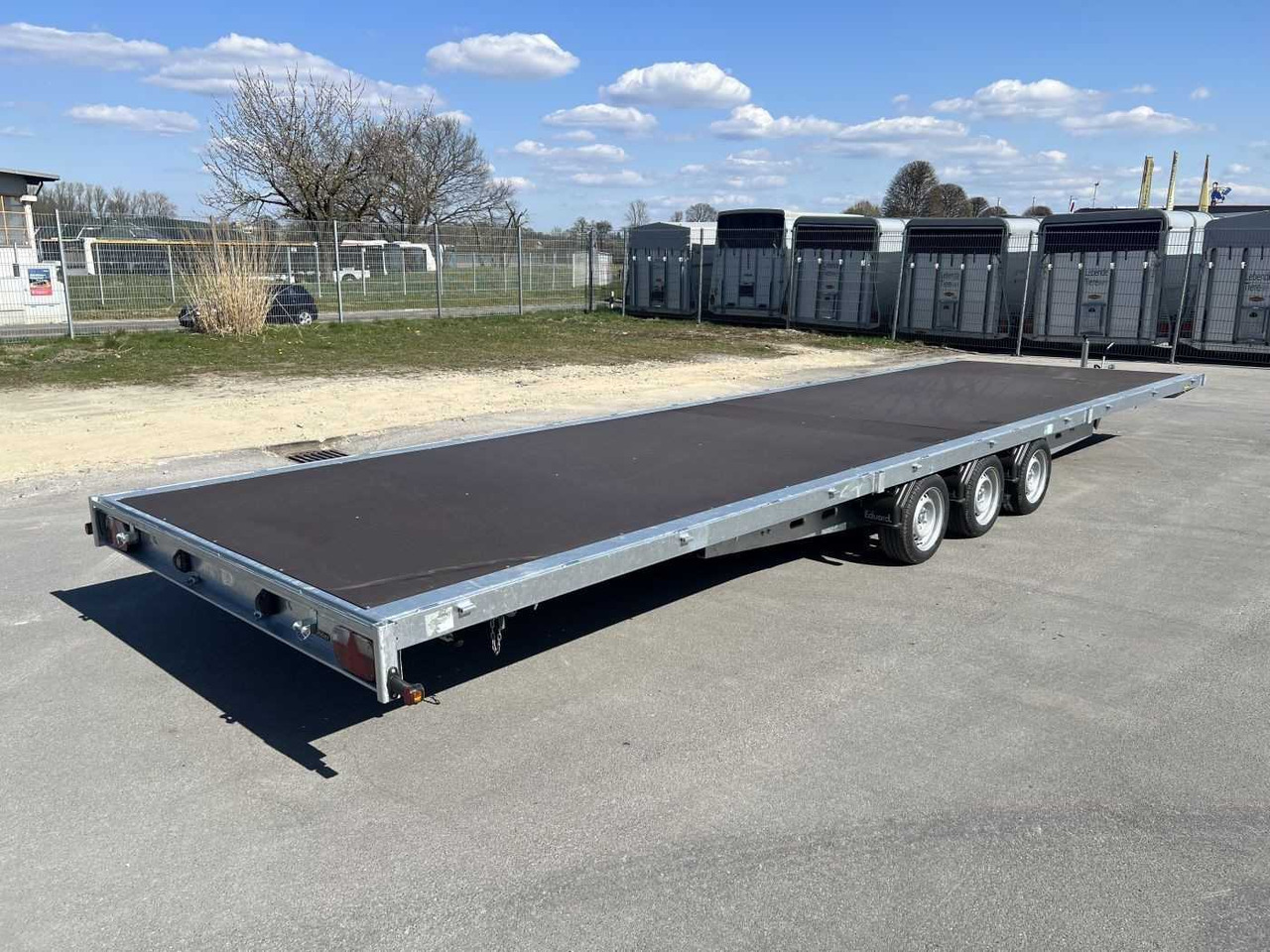 EDUARD 8524-5-POV-3563 Tridem Hochlader - Прицеп для легкового автомобиля: фото 3 EDUARD 8524-5-POV-3563 Tridem Hochlader - Прицеп для легкового автомобиля: фото 3