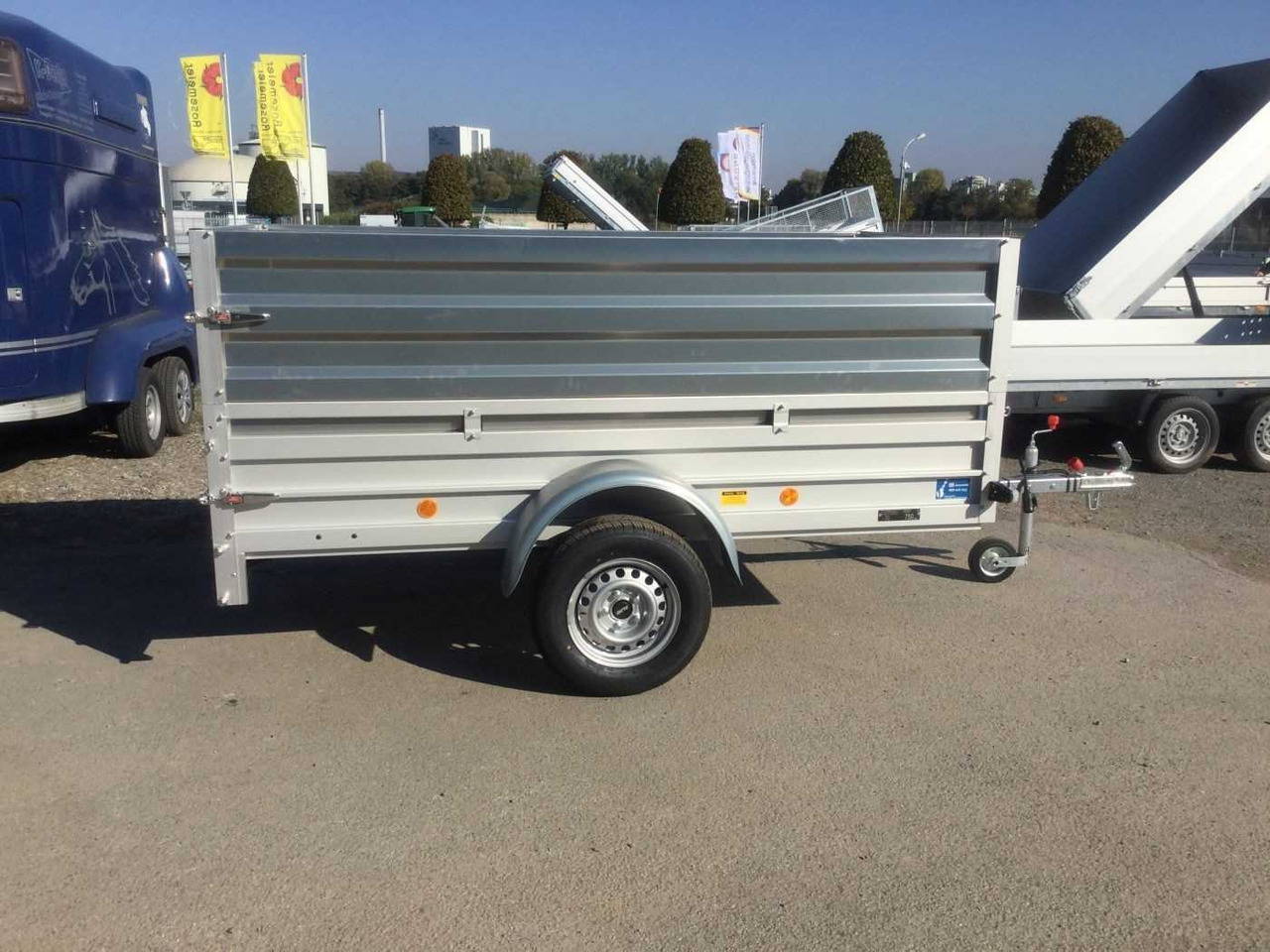 KOCH U4 + Alu-Bordwandaufsatz Kastenanhänger ungebrem - Прицеп для легкового автомобиля: фото 1 KOCH U4 + Alu-Bordwandaufsatz Kastenanhänger ungebrem - Прицеп для легкового автомобиля: фото 1
