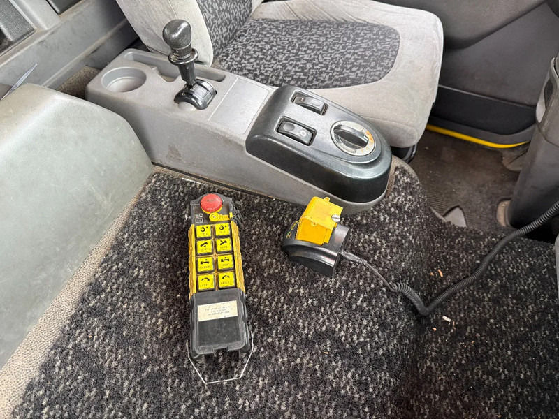 Автовоз DAF LF 45 LF45-220 Abschelppwagen Falkom mit Anhanger / Schiebeplateau / Brill / Winde / Top Zustand: фото 14