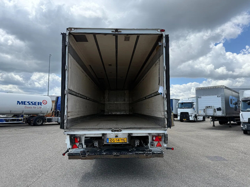 Fruehauf 2-Achse Isokoffer mit Lenkachse und LBW Reifen 90% - Полуприцеп-фургон: фото 4 Fruehauf 2-Achse Isokoffer mit Lenkachse und LBW Reifen 90% - Полуприцеп-фургон: фото 4