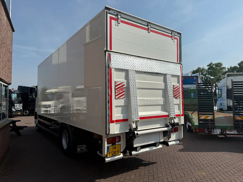 MAN TGM TGM 18.250 4X2 BL Koffer mit 2T Ladebordwand TOP NL TRUCK - Грузовик с закрытым кузовом: фото 5 MAN TGM TGM 18.250 4X2 BL Koffer mit 2T Ladebordwand TOP NL TRUCK - Грузовик с закрытым кузовом: фото 5
