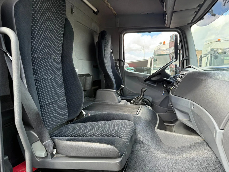 Mercedes-Benz Atego 1224 Atego 1224L 4X2 Schaltgetriebe / Schiebeplane + LBW / Euro5 / Holland Truck - Тентованный грузовик: фото 4 Mercedes-Benz Atego 1224 Atego 1224L 4X2 Schaltgetriebe / Schiebeplane + LBW / Euro5 / Holland Truck - Тентованный грузовик: фото 4