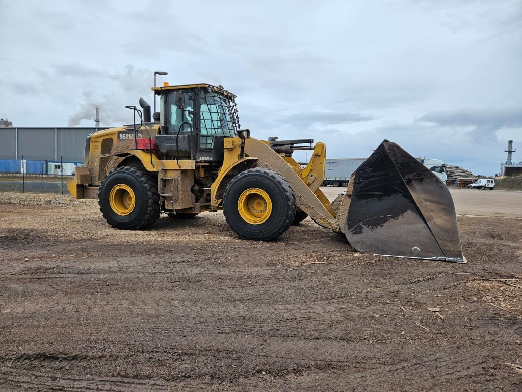 CATERPILLAR - Колёсный погрузчик: фото 2 CATERPILLAR - Колёсный погрузчик: фото 2