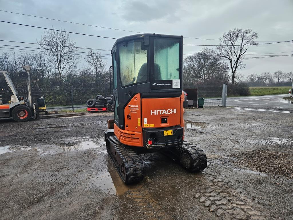 HITACHI ZX 26 - Мини-экскаватор: фото 4 HITACHI ZX 26 - Мини-экскаватор: фото 4