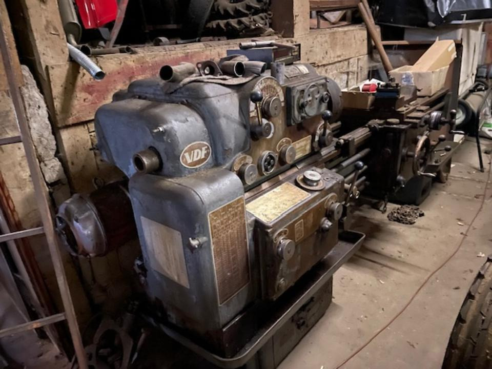 Drehmaschine VDF Boehringer L&Z Drehbank + Zubehör - Токарный станок по металлу: фото 1 Drehmaschine VDF Boehringer L&Z Drehbank + Zubehör - Токарный станок по металлу: фото 1