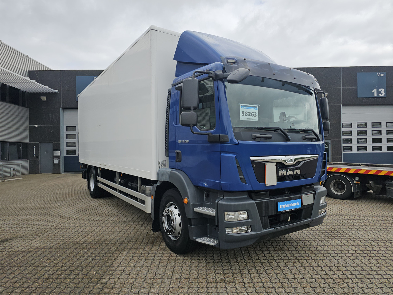MAN TGM 18.290 - Грузовик с закрытым кузовом: фото 2 MAN TGM 18.290 - Грузовик с закрытым кузовом: фото 2