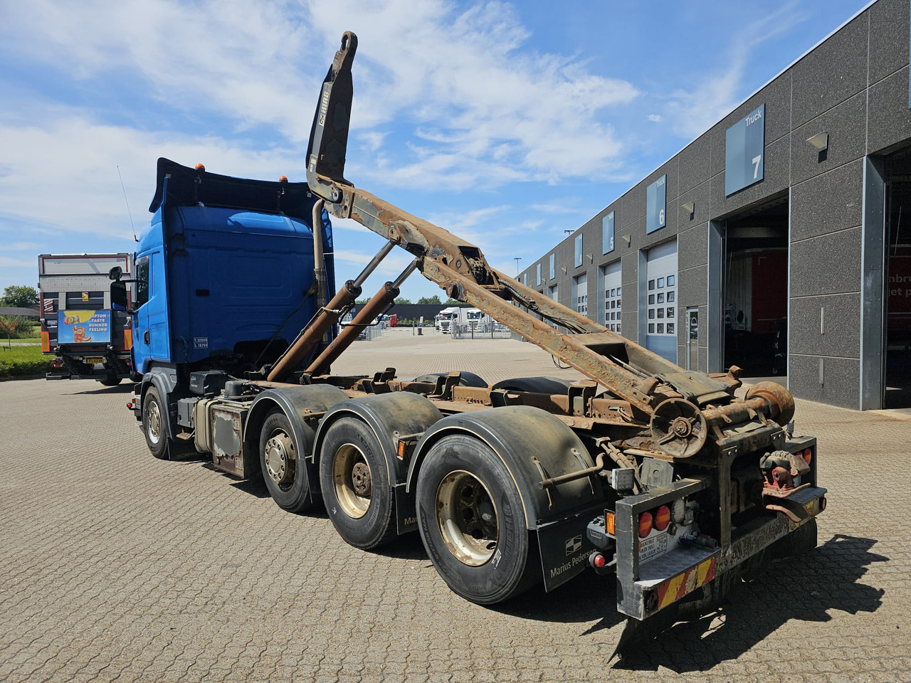 Scania R560 - Крюковой мультилифт: фото 4 Scania R560 - Крюковой мультилифт: фото 4