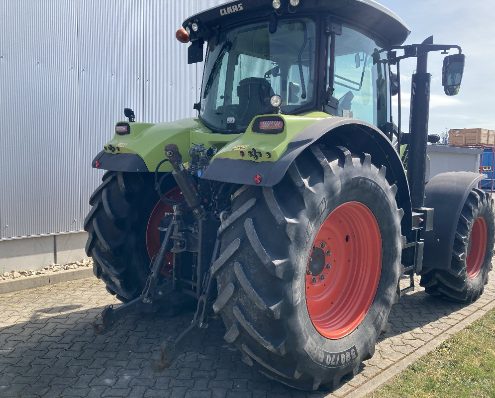 CLAAS Arion 650 CEBIS - Трактор: фото 2 CLAAS Arion 650 CEBIS - Трактор: фото 2