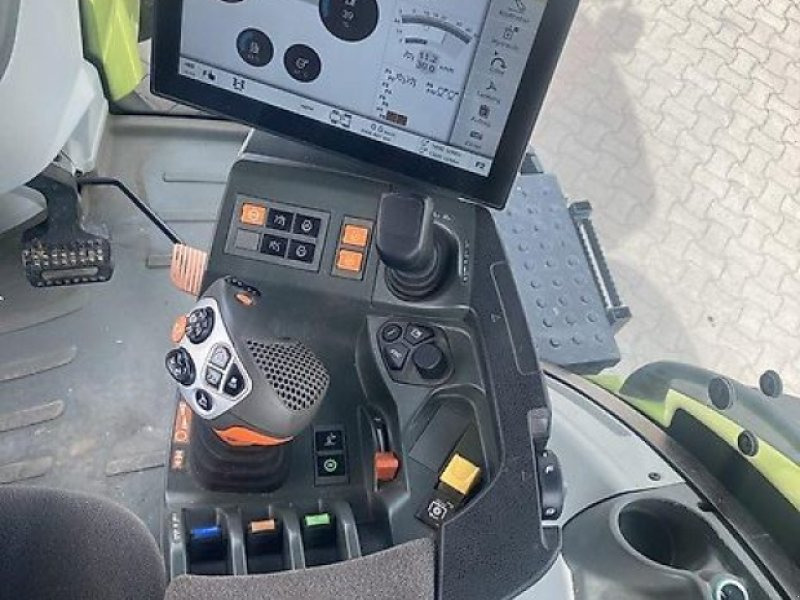 CLAAS Axion 850 CEBIS - Трактор: фото 3 CLAAS Axion 850 CEBIS - Трактор: фото 3