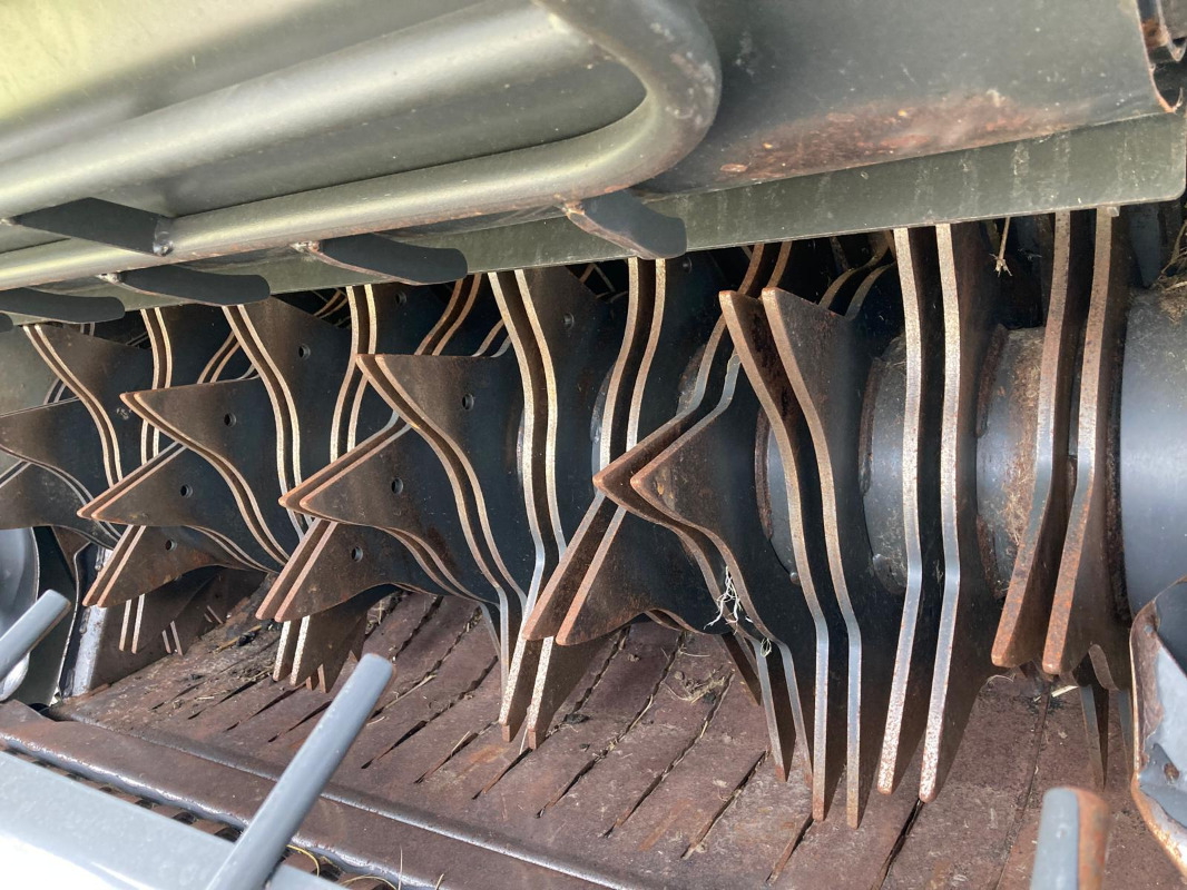 CLAAS Variant 485 RC PRO - Пресс-подборщик рулонный: фото 4 CLAAS Variant 485 RC PRO - Пресс-подборщик рулонный: фото 4