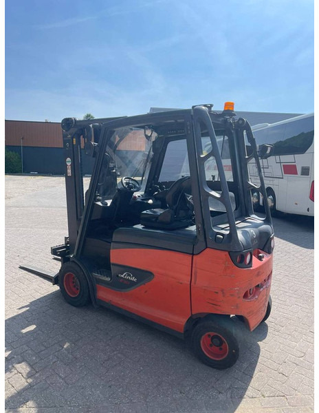 Linde E 30 - Электропогрузчик: фото 1 Linde E 30 - Электропогрузчик: фото 1