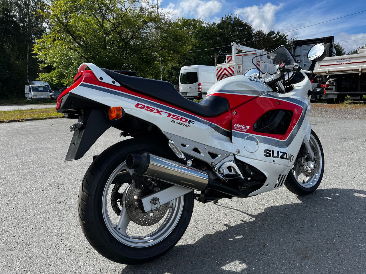 Suzuki GSX 750 - Мотоцикл: фото 5 Suzuki GSX 750 - Мотоцикл: фото 5