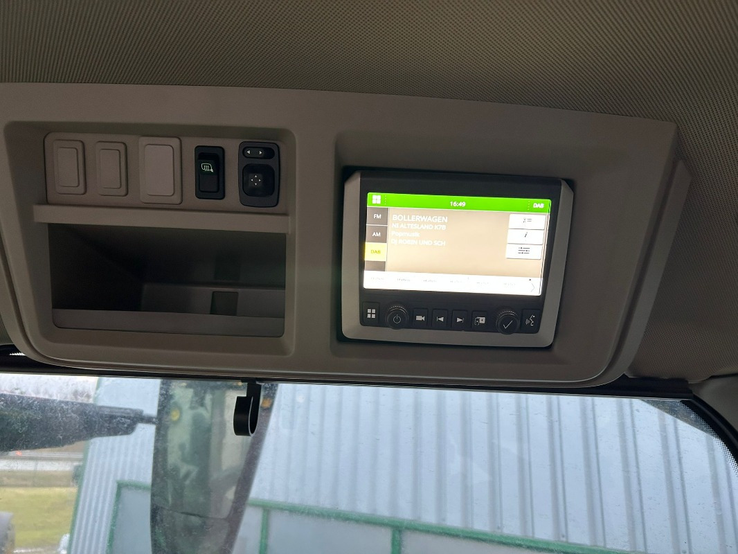 John Deere 7R 330 e23 - Трактор: фото 2 John Deere 7R 330 e23 - Трактор: фото 2