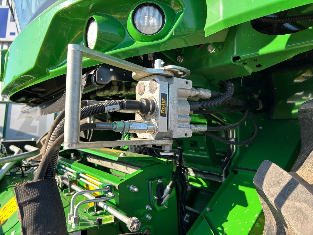 Комбайн John Deere 8400i: фото 41