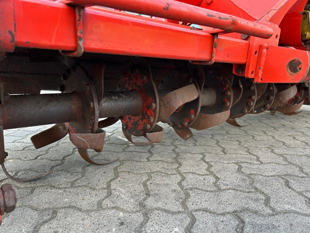 Техника для обработки почвы Kuhn EL 100N-255: фото 7 Техника для обработки почвы Kuhn EL 100N-255: фото 7