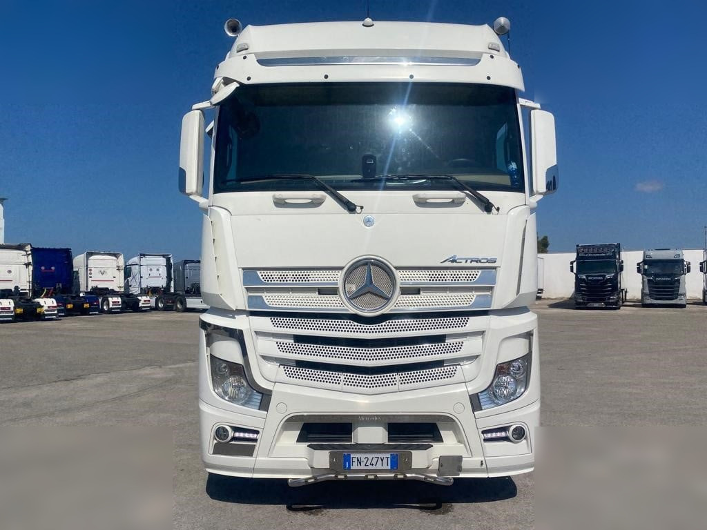 MERCEDES-BENZ ACTROS 2545 - Грузовик-шасси: фото 2 MERCEDES-BENZ ACTROS 2545 - Грузовик-шасси: фото 2
