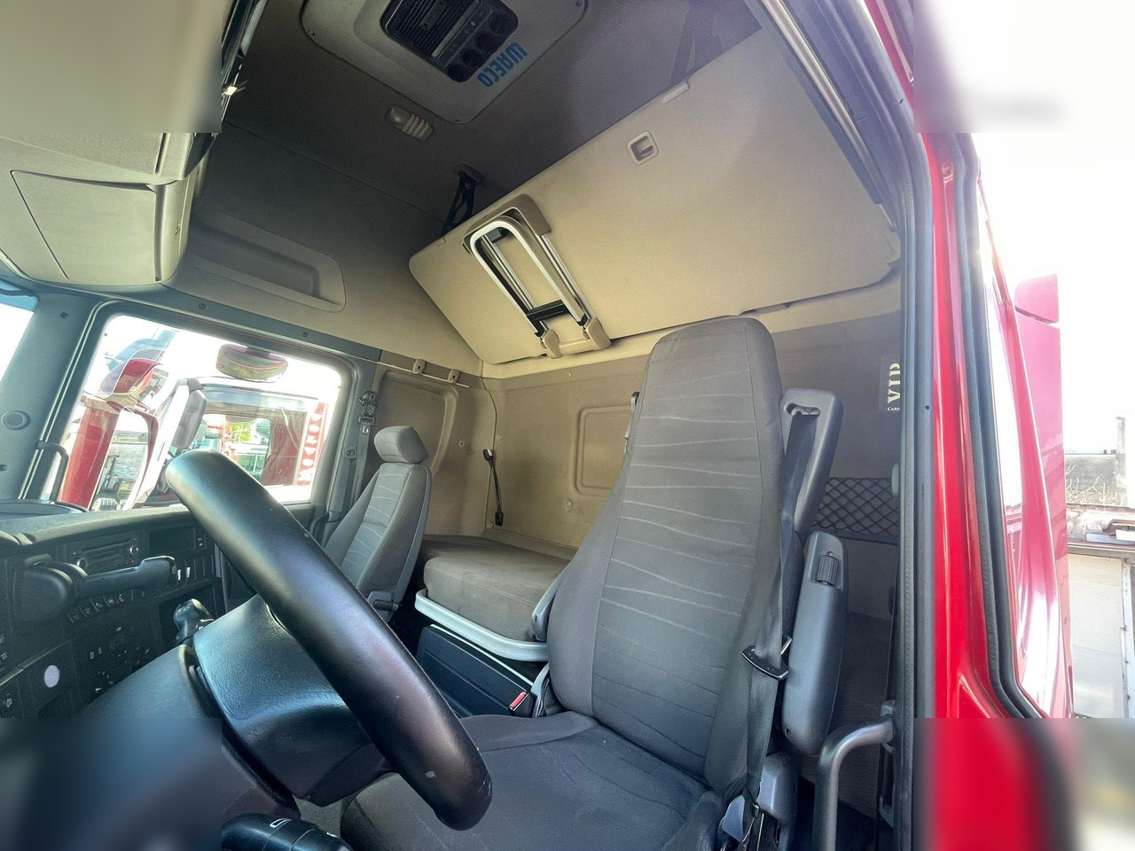 SCANIA R450 - Грузовик-контейнеровоз/ Сменный кузов: фото 4 SCANIA R450 - Грузовик-контейнеровоз/ Сменный кузов: фото 4