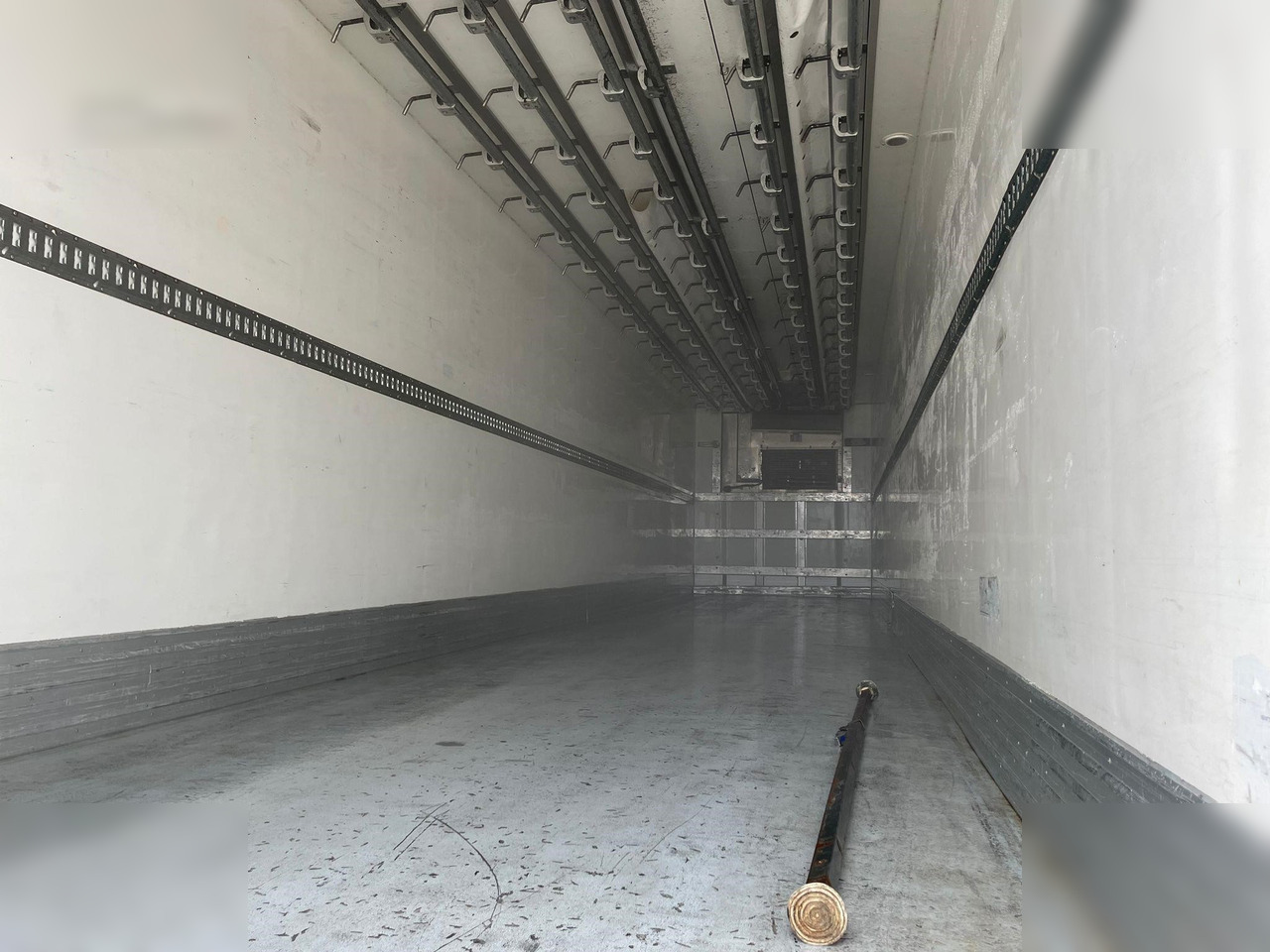 SCHMITZ - Полуприцеп-рефрижератор: фото 2 SCHMITZ - Полуприцеп-рефрижератор: фото 2