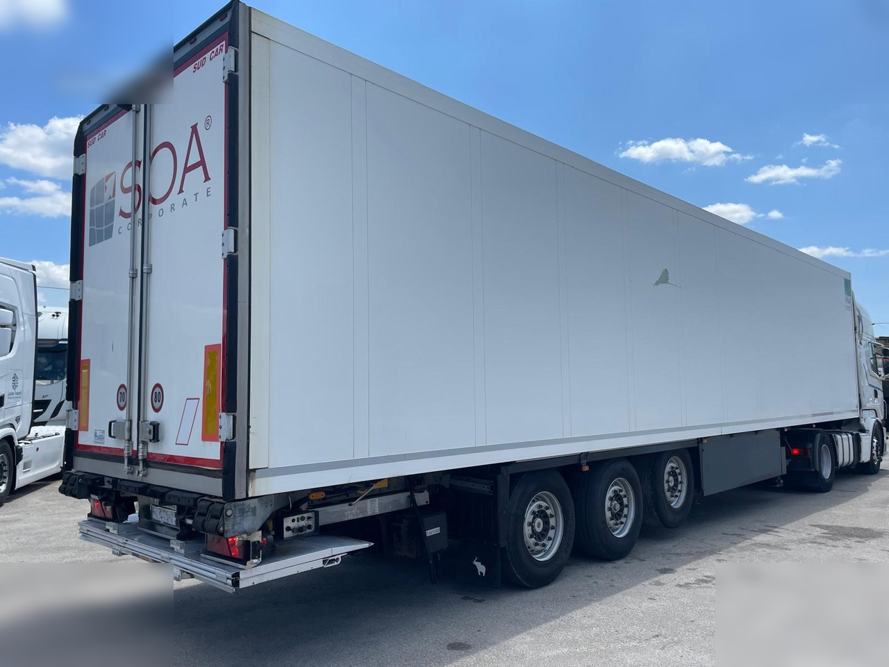 SCHMITZ - Полуприцеп-рефрижератор: фото 4 SCHMITZ - Полуприцеп-рефрижератор: фото 4