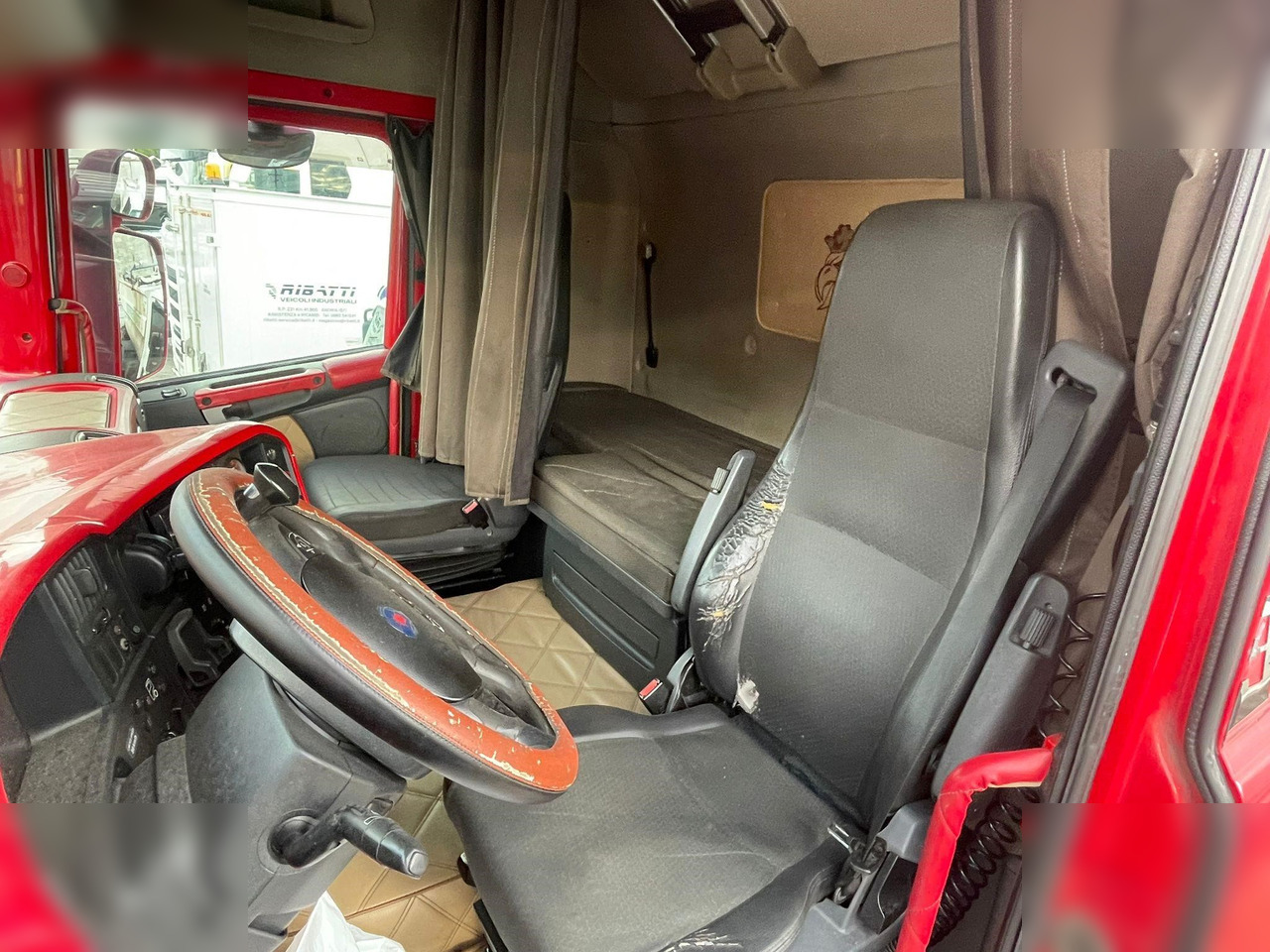 SCANIA R560 - Тягач: фото 5 SCANIA R560 - Тягач: фото 5