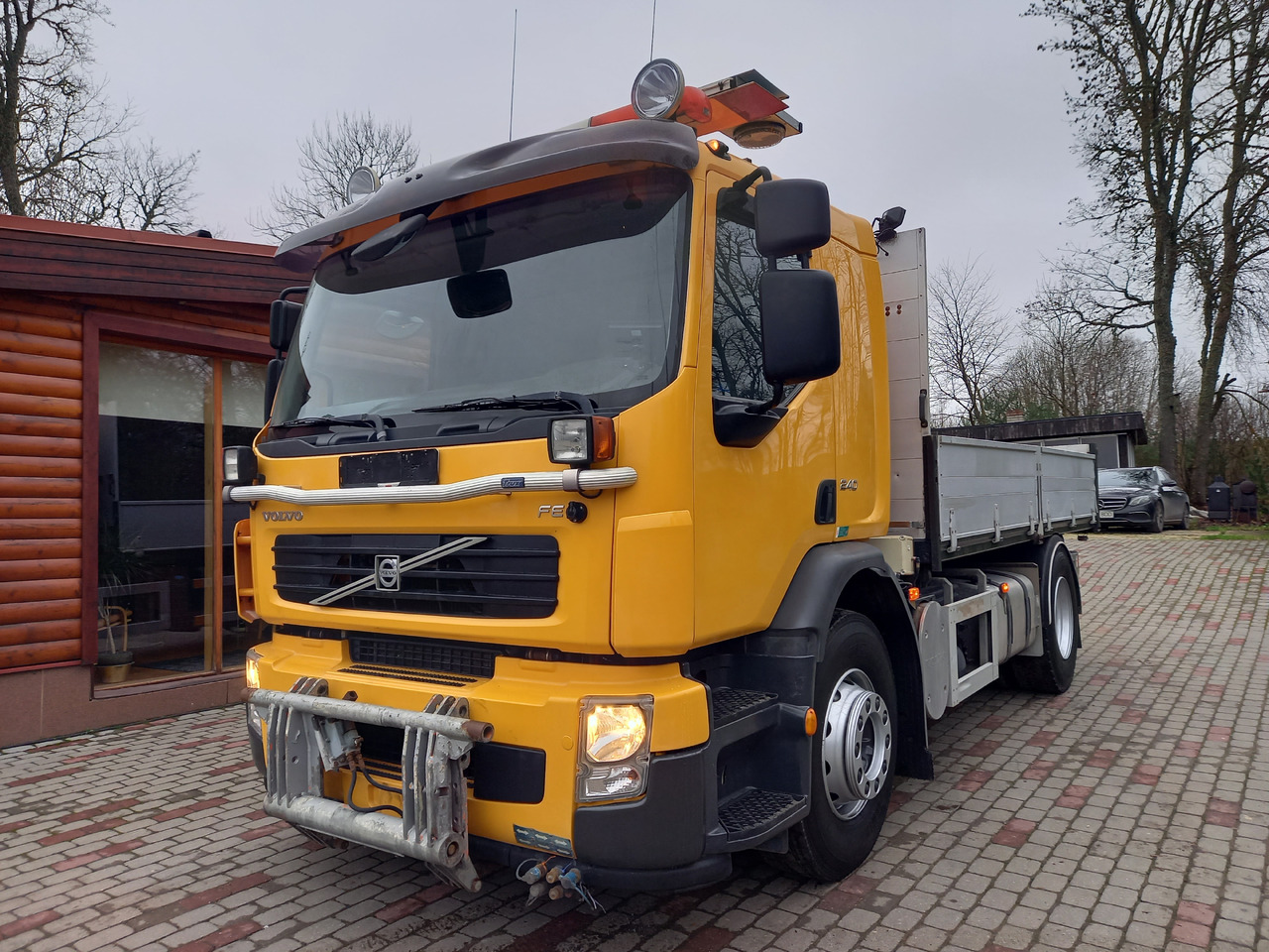 VOLVO FE 240, 4x2, EURO 5, TIPPER - Самосвал: фото 2 VOLVO FE 240, 4x2, EURO 5, TIPPER - Самосвал: фото 2