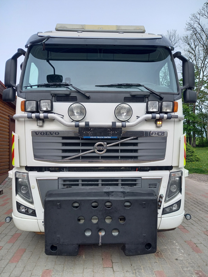 VOLVO FH16, 8x4, BIG AXLES, RETARDER, GW 39500 KG - Самосвал: фото 4 VOLVO FH16, 8x4, BIG AXLES, RETARDER, GW 39500 KG - Самосвал: фото 4