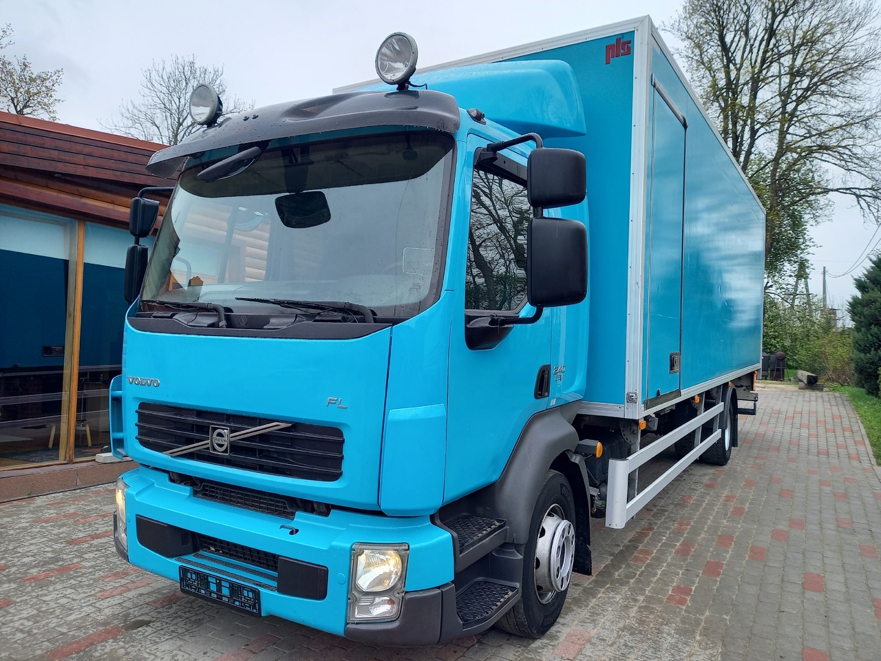VOLVO FL, 4x2, 16000 KG. EEV - Грузовик с закрытым кузовом: фото 1 VOLVO FL, 4x2, 16000 KG. EEV - Грузовик с закрытым кузовом: фото 1