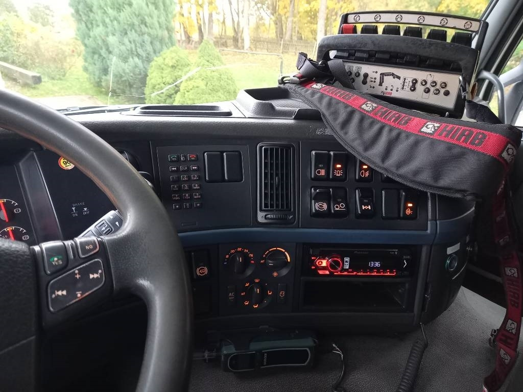 Автоманипулятор Volvo FM 300, 6x2, HIAB CRANE: фото 39 Автоманипулятор Volvo FM 300, 6x2, HIAB CRANE: фото 39