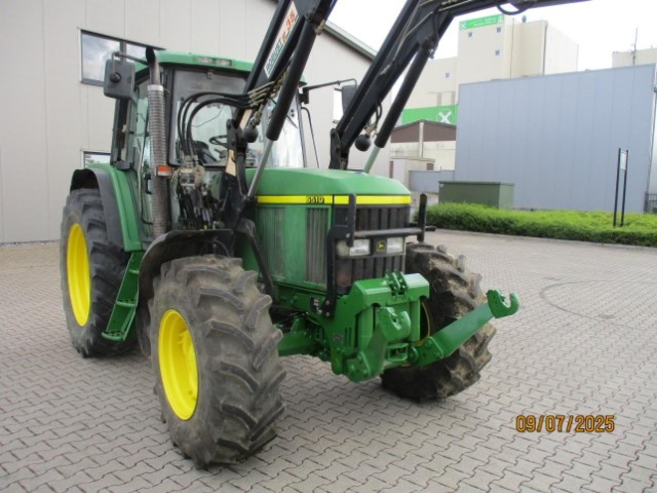 John Deere 6510 - Трактор: фото 4 John Deere 6510 - Трактор: фото 4