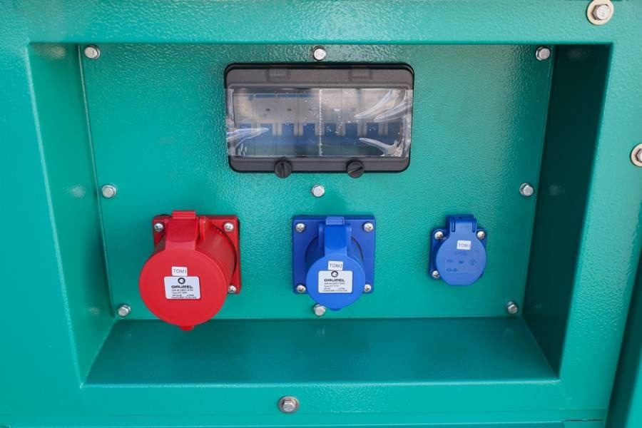 Cummins C38D5QS Declaration of Conformity, Diesel, 38kVA, - Электрогенератор: фото 3 Cummins C38D5QS Declaration of Conformity, Diesel, 38kVA, - Электрогенератор: фото 3