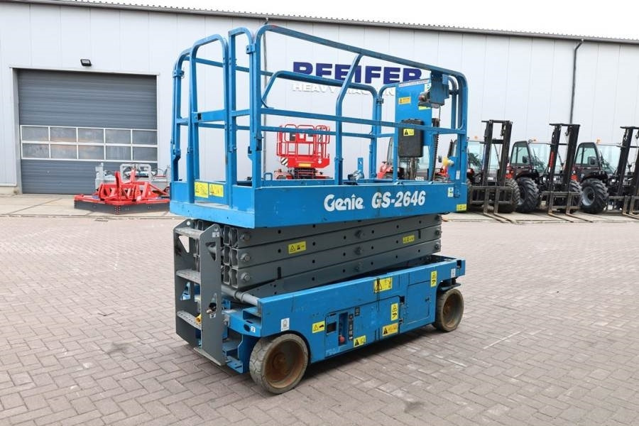 Genie GS2646 Electric, Working Height 9.80m, Capacity 45 - Ножничный подъемник: фото 2 Genie GS2646 Electric, Working Height 9.80m, Capacity 45 - Ножничный подъемник: фото 2